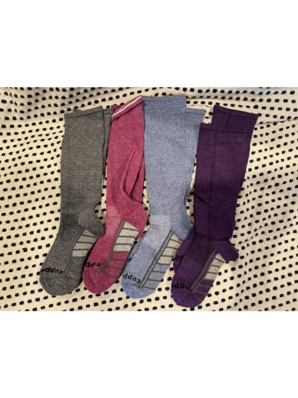 Tommie Copper Set of 4 Knee Hi Compression Socks Basic S 5-7.5 Small Women's NEW